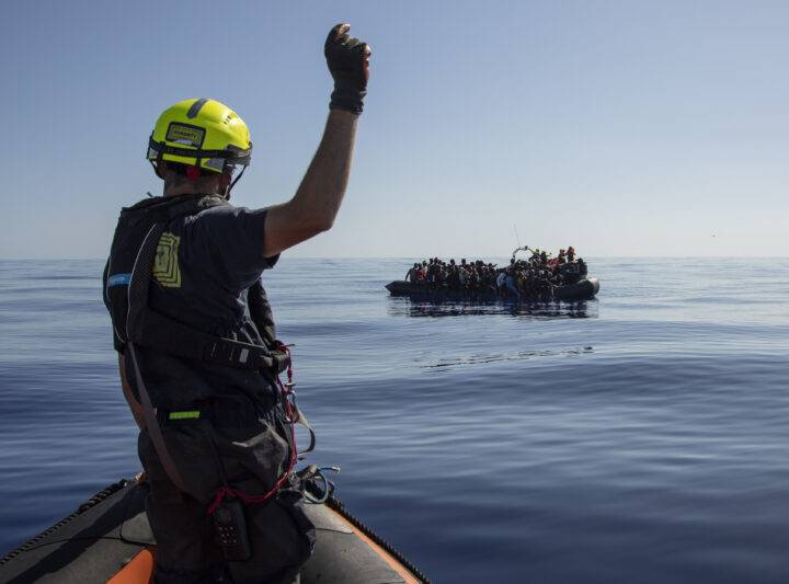 SOS Humanity: 10 anni di salvataggi e un appello all’Europa