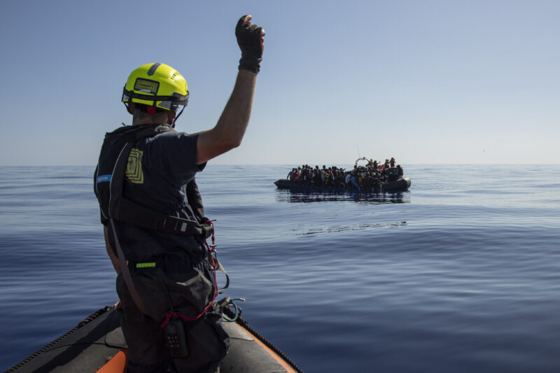 SOS Humanity: 10 anni di salvataggi e un appello all’Europa
