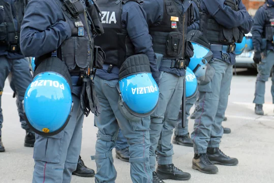 Arrestati 13 trafficanti di esseri umani nell’operazione congiunta Ventimiglia-Nizza