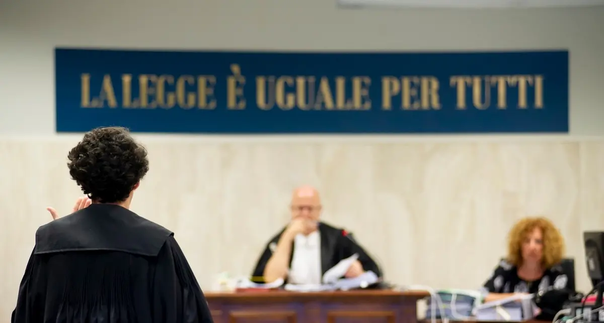 Sesto San Giovanni: Condannato a 9 anni imprenditore egiziano per compravendita di permessi di soggiorno