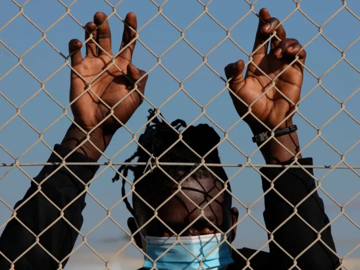Morte nel CPR di Restinco: il caso di Abel Okubor riaccende il dibattito sui centri per migranti